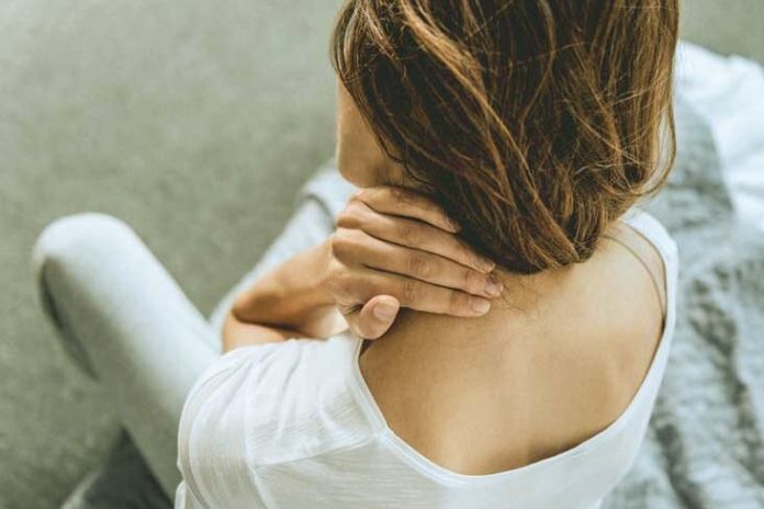 4 Home Remedies For Neck Pain